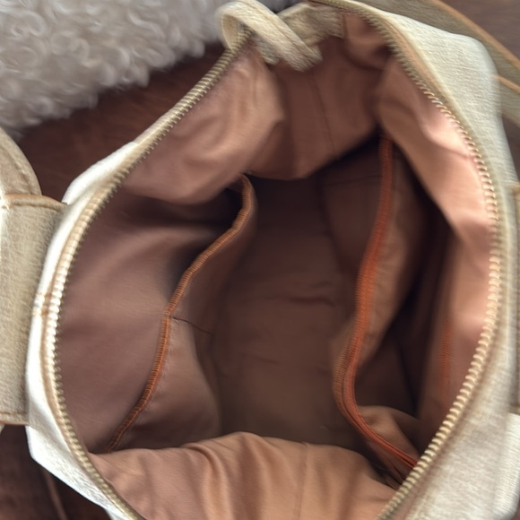 HOBO International purse LIKE NEw - Picture 2 of 4